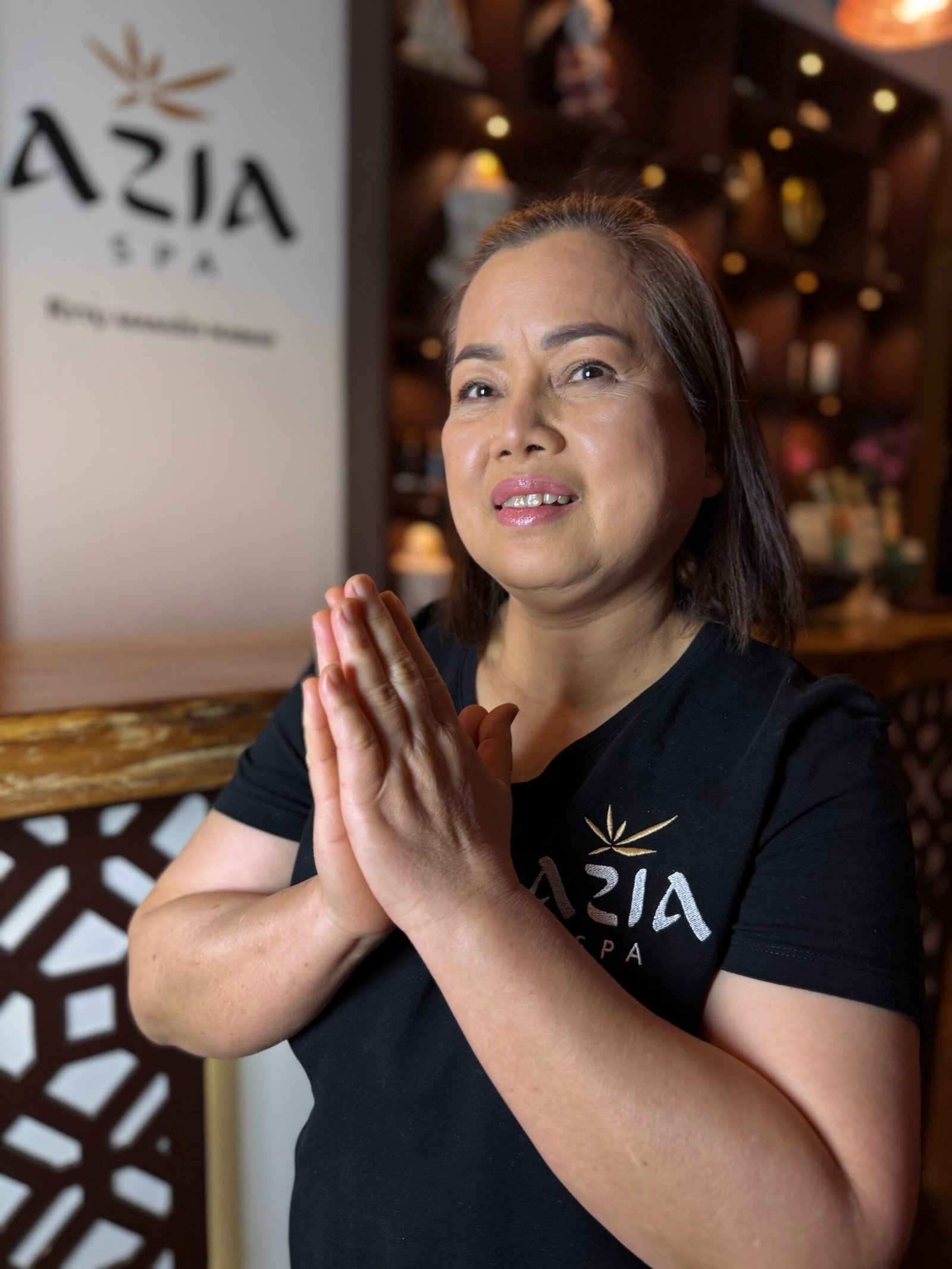 Azia spa Odminiai ir nuostabi tailando masažo meistrė Sampan