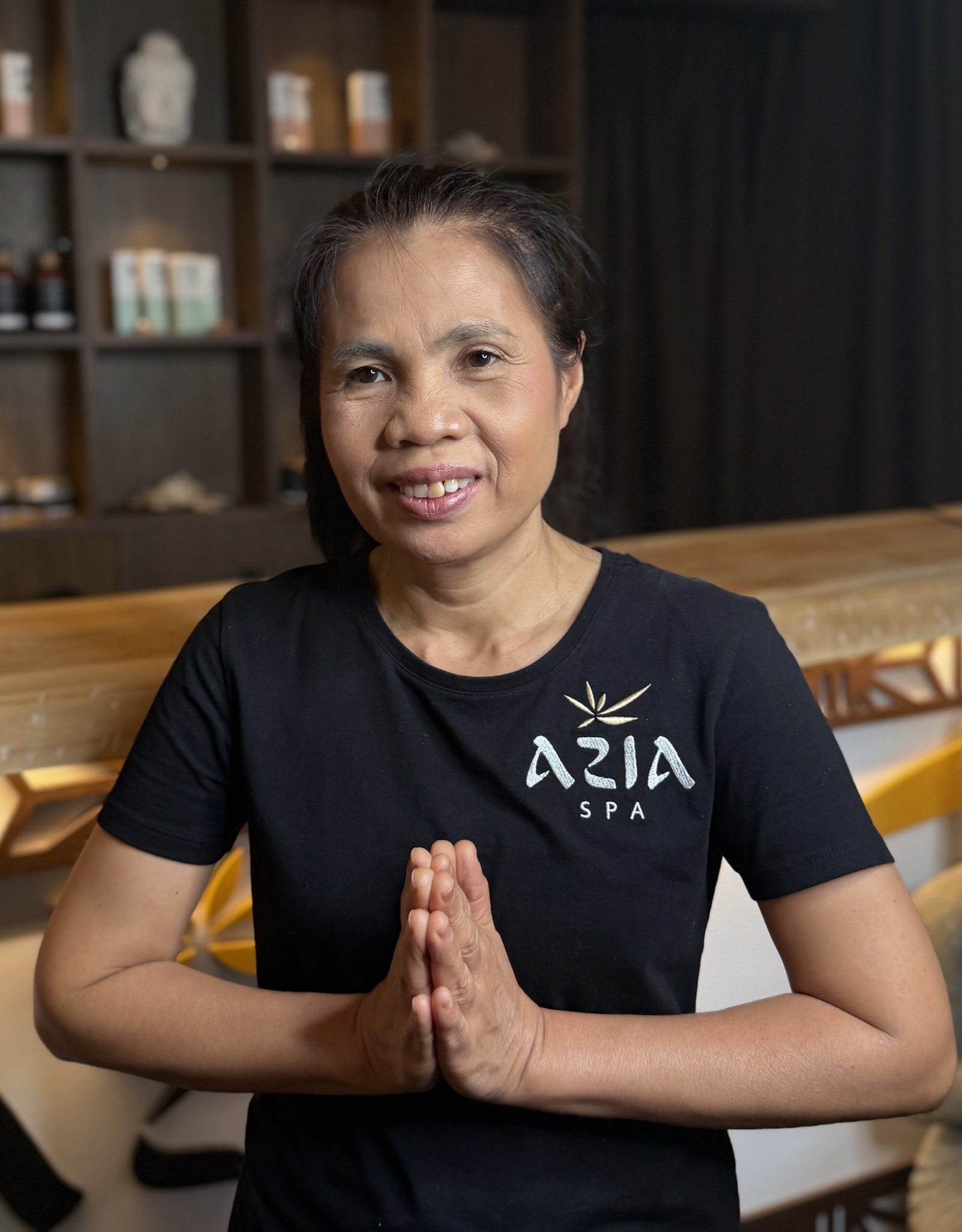 Masažo meistrė Lek iš Azia Spa Šiauliai