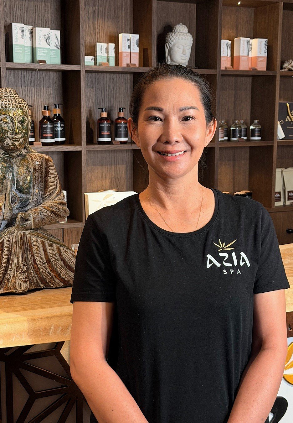 Azia SPA massage therapist